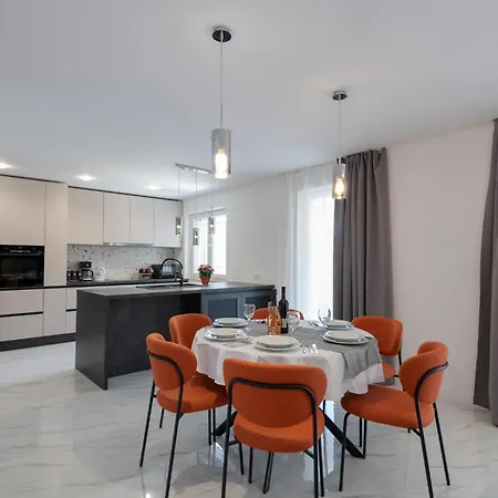 度假居 3 Bedroom Front In